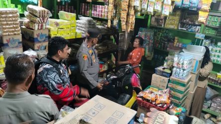 Ngerii..!! Rampok Todongkan Senpi Ke Pemilik Toko di Rohil, Gasak Uang 50 Juta