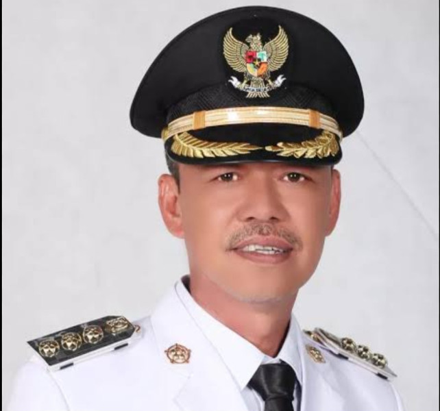Usai Pemilu, Bupati Rohil Diserang Hoax Pemberhentian Honorer