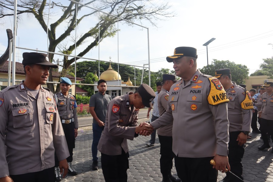 Kapolres Batu Bara Pimpin Apel Pagi, Apresiasi Kinerja Personel dan Pentingnya Kebersihan