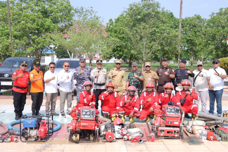 Kapolres Rohil Bersama Bupati dan Dandim O321, Apel Kesiapsiagaan Penanggulangan Karhutla