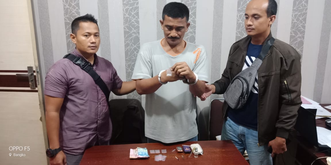 Polsek Bangko Tangkap Pengedar Sabu Dalam Hotel Lucky Star