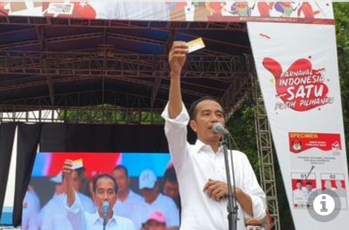 Kampanye, Jokowi Pamer 3 Kartu Andalan Termasuk Prakerja