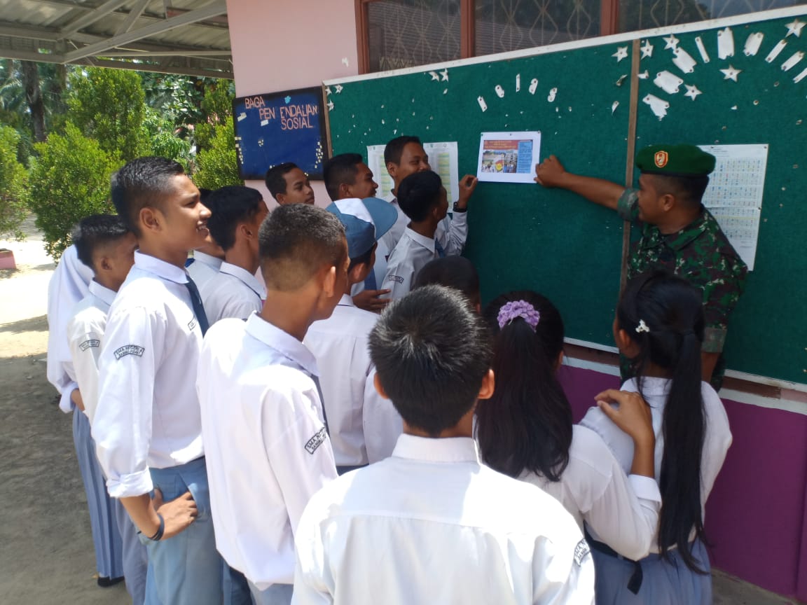 Babinsa Koramil 05/RM Sosialisasikan Lomba Karya Tulis