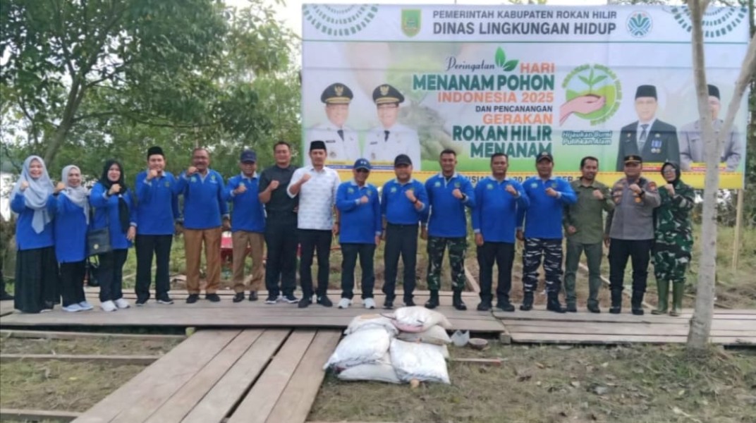 Bupati Rohil Buka Peringatan Hari Menanam Pohon dan Gerakan Rohil Menanam