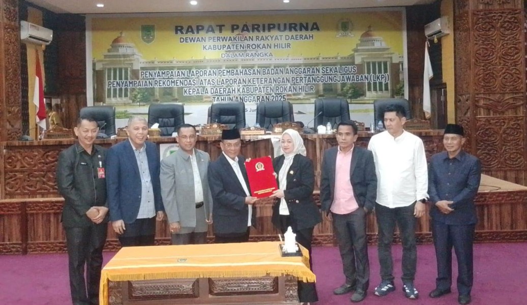 Terima Rekomendasi LKPJ TA 2025, Bupati Rohil Berkomitmen Tindak Lanjuti Catatan Strategis DPRD