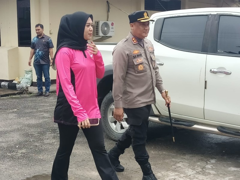 Kapolres Rohil Kunjungi TK Kemala Bhayangkara Dibagansiapiapi dan Berikan Bantuan