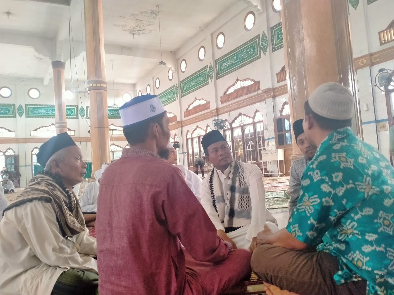 Sulaiman Azhar Jadi Khatib dan Imam Sholat Jum'at di Mesjid Raya Ar- Nur Bagan Sinembah