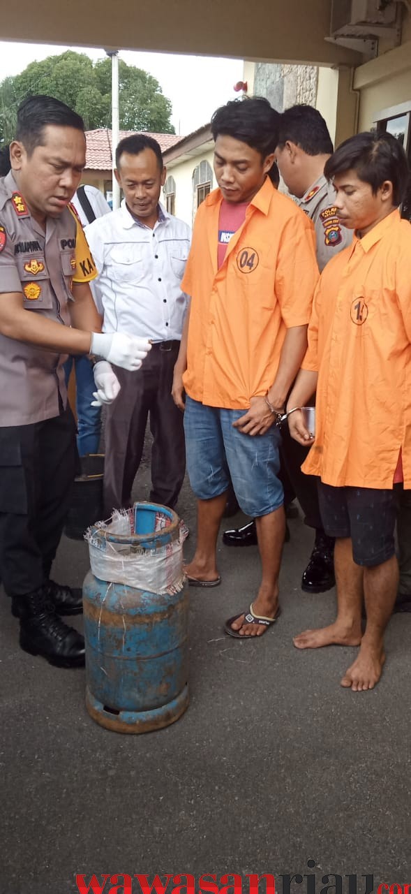 Ini Tampang Pelaku Pengoplos Tabung Gas Elpiji Diasahan