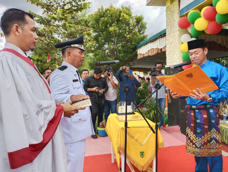 Bupati Rohil Meriahkan HUT Kecamatan Balai jaya ke 9 Tahun Sekaligus Lantik Penghulu