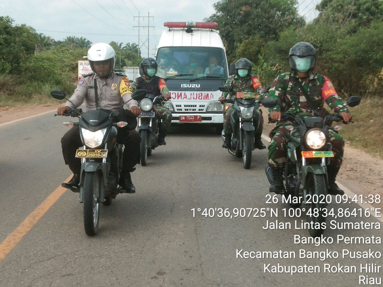 Keliling Kampung, TNI Polri Dan Puskesmas Beri Himbauan