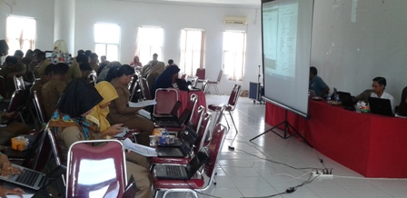 Operator Desa Se-Rohil Ikuti Pelatihan Sinkeudes