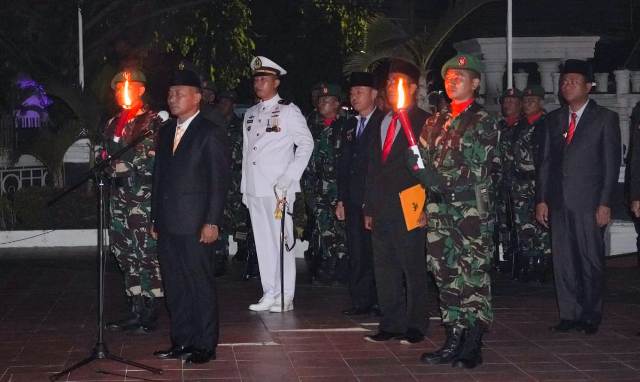 Pemkab Rohil dan Forkompimda Laksanakan Renungan Suci di Taman Makam Pahlawan Bagansiapiapi
