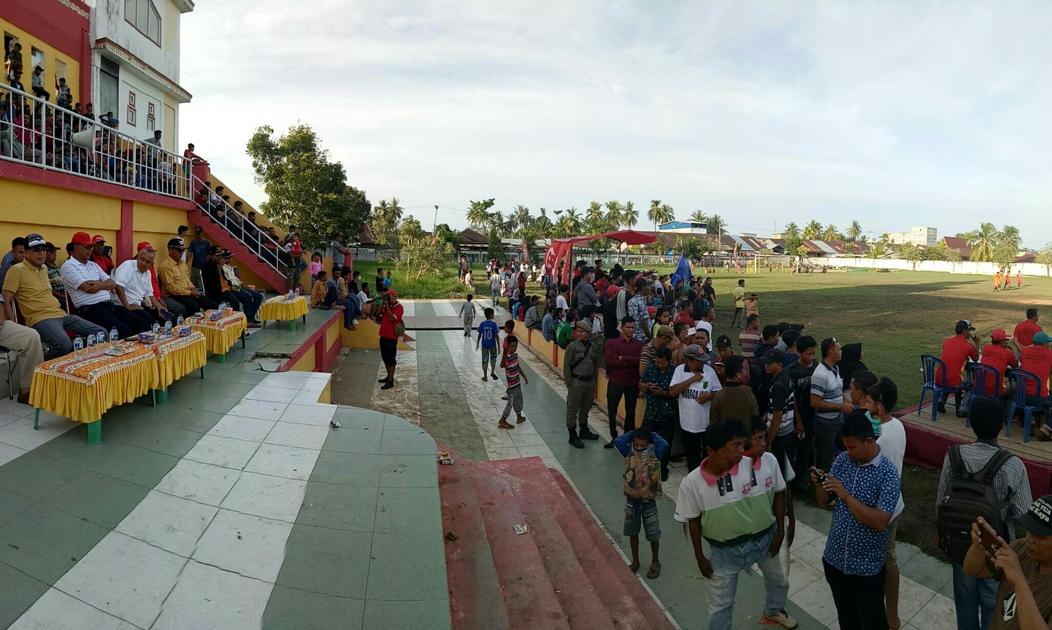 Nonton Laga Piala Bupati Cup Rohil 2018, Paslon AYO Perhatikan Prestasi Sepak Bola 