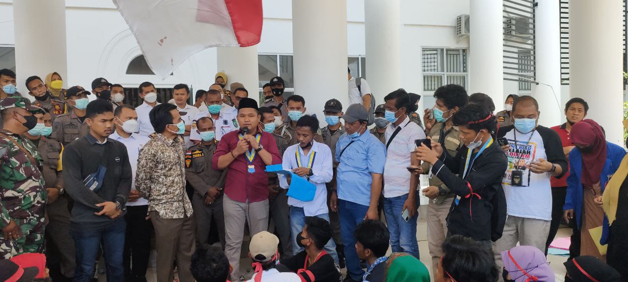 Didemo Mahasiswa, Diduga Ketua DPRD Rohil dan Dua Anggota Lainnya Serobot Lahan Warga