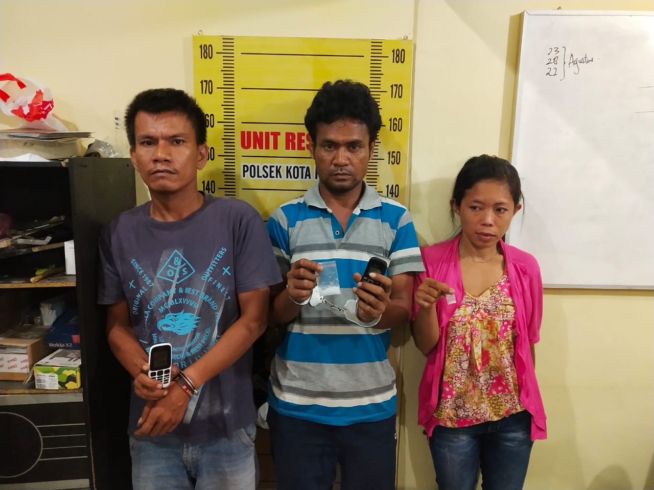 Gawat ! Pasangan Suami Istri Kompak Edarkan Sabu