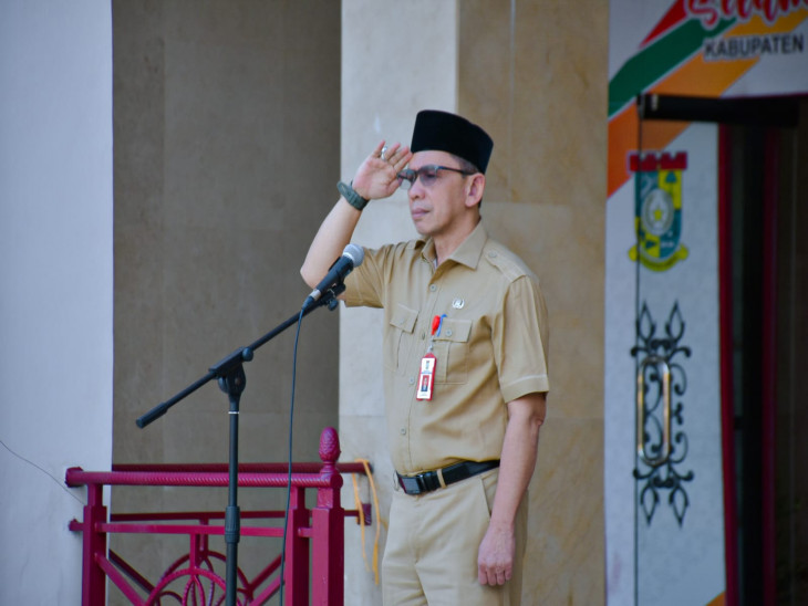 Asisten III Setda Kampar Pimpin Apel Pagi di Lingkungan Pemerintahan Kampar