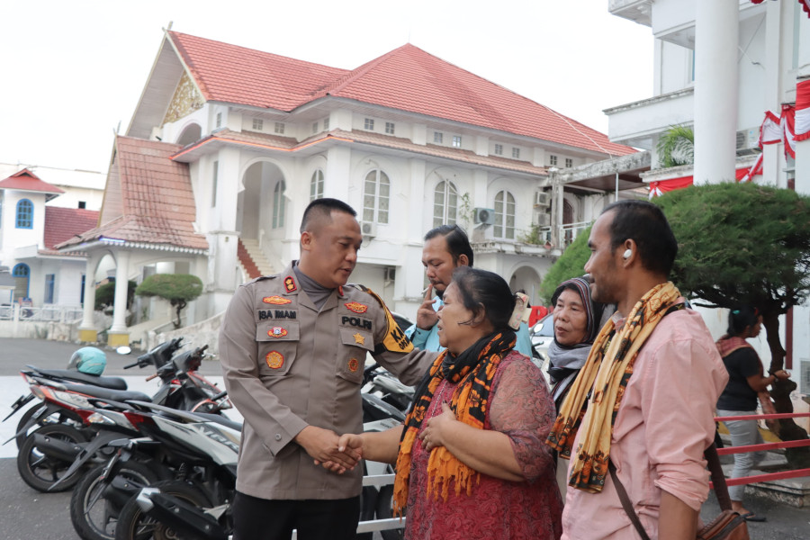 Cooling System Kapolres Rohil Himbau Pihak Tarima Cs dan Hulman Untuk Menahan Diri Cooling System Kapolres Rohil Himbau Pihak Tarima Cs dan Hulman Untuk Menahan Diri