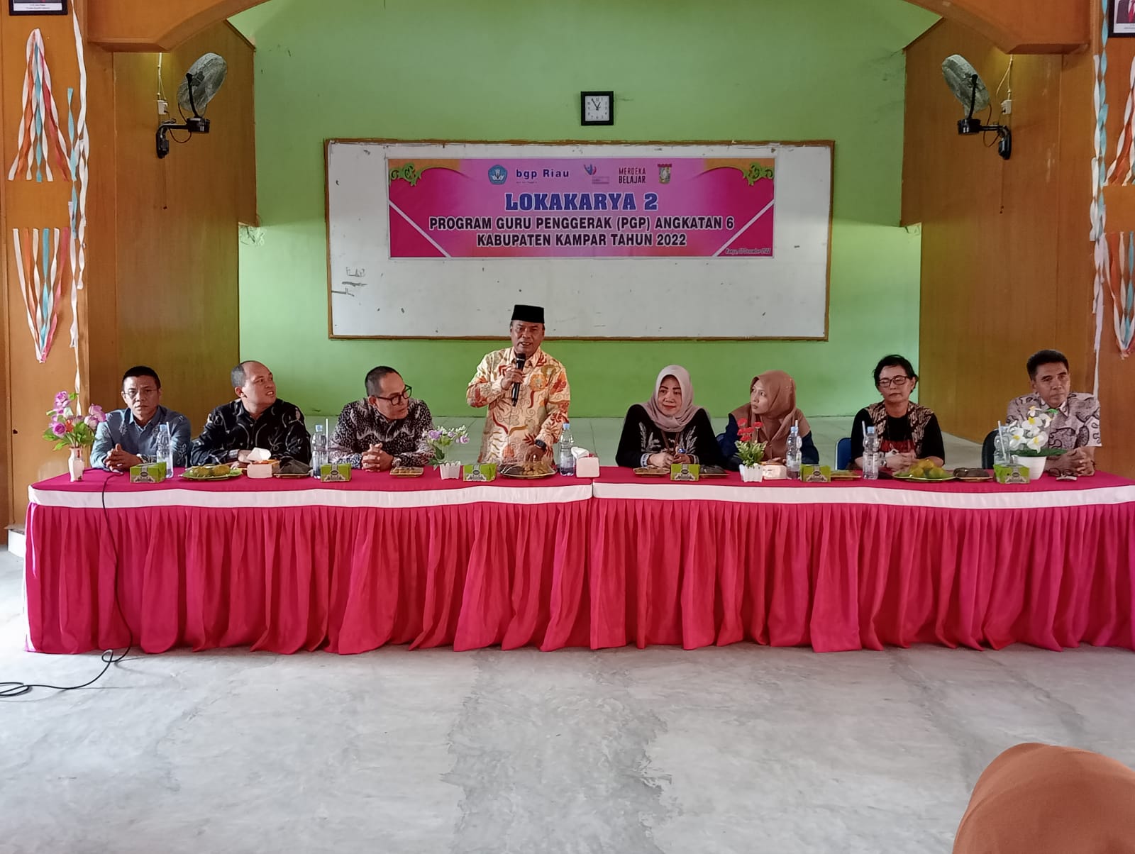Plt. Kepala Dinas Dikpora Kabupaten Kampar membuka secara resmi acara Loka karya
