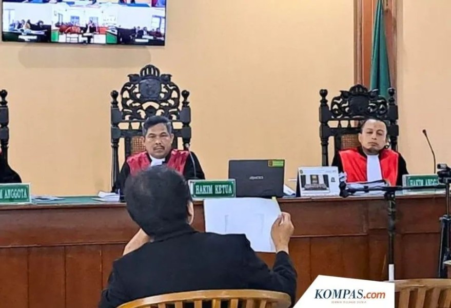 Disidang, Roy Suryo Sebut Ijazah Jokowi Yang Beredar 99 Persen Palsu