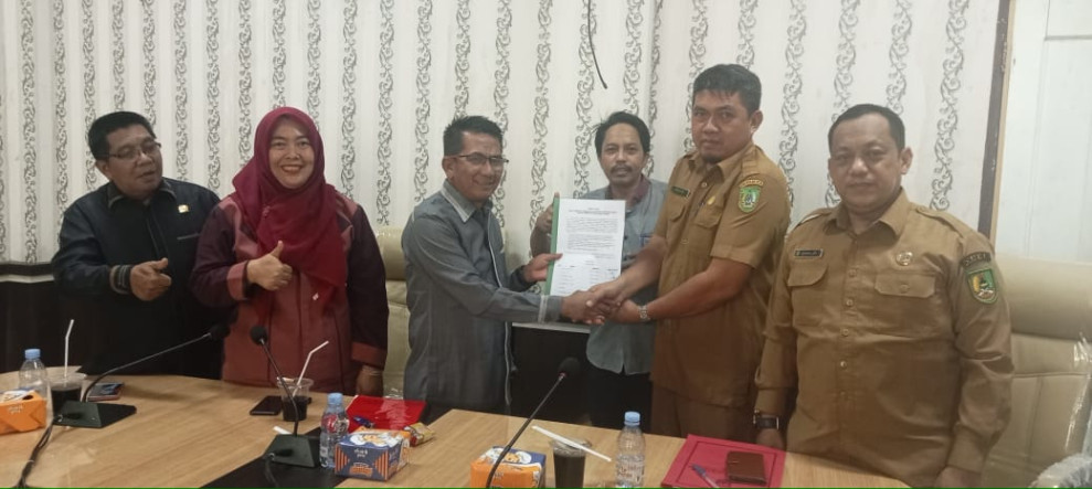 Rapat Kerja Pansus C bersama OPD Bahas Ranperda Pengelolaan Keuangan Daerah