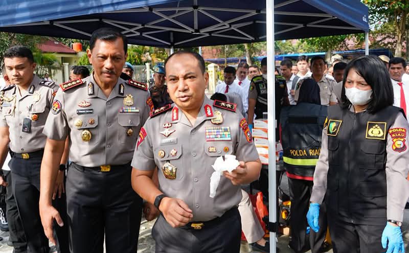 Kapolda Riau Tegaskan : Tak Ada Ampun Bagi Polisi Pengguna Narkoba