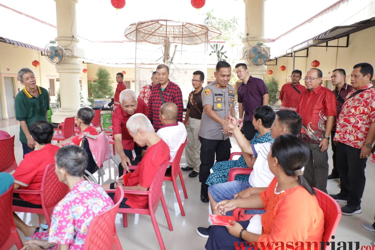 Sambut Tahun Baru Imlek, Kapolres Bareng Bupati Asahan Datang Kepanti Jompo