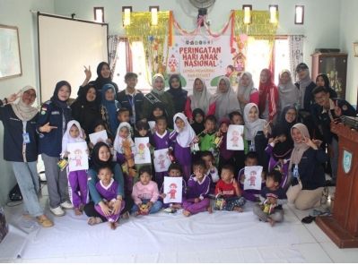 Perdana di Desa Bukit Batu, Mahasiswa UNRI Sukses Meriahkan Perayaan Hari Anak Nasional 2023 Perdana di Desa Bukit Batu, Mahasiswa UNRI Sukses Meriahkan Perayaan Hari Anak Nasional 2023