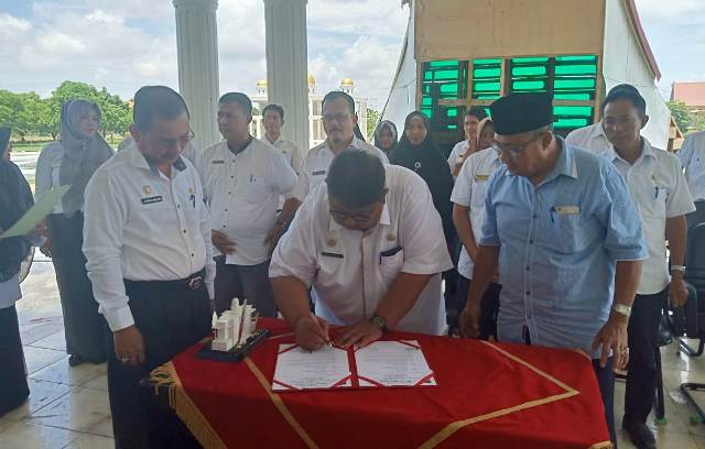 Sekda Hadiri Sertijab Kadis Tenaga Kerja Rohil