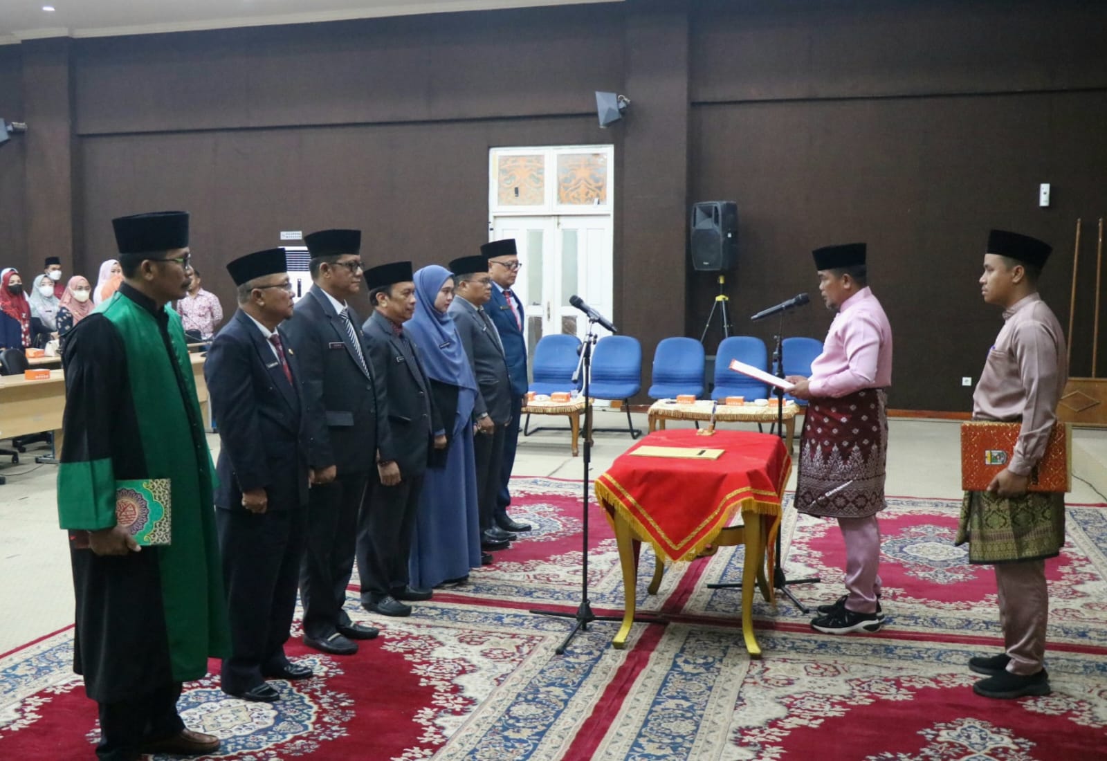 Bupati H. Zukri Lantik 6 Orang Pejabat Pimpinan Tinggi Pratama