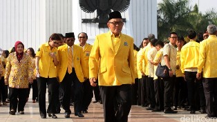 Isu Pergantian Ketum Golkar Munas Bali dan Kursi Wantim untuk Ical