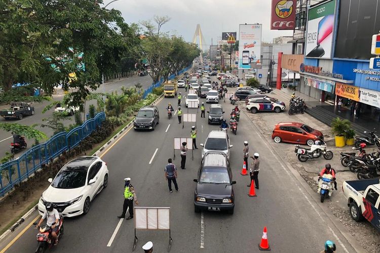 PPKM Level 4, Keluar Masuk Pekanbaru Tunjukkan Kartu Vaksin atau Uji Swab