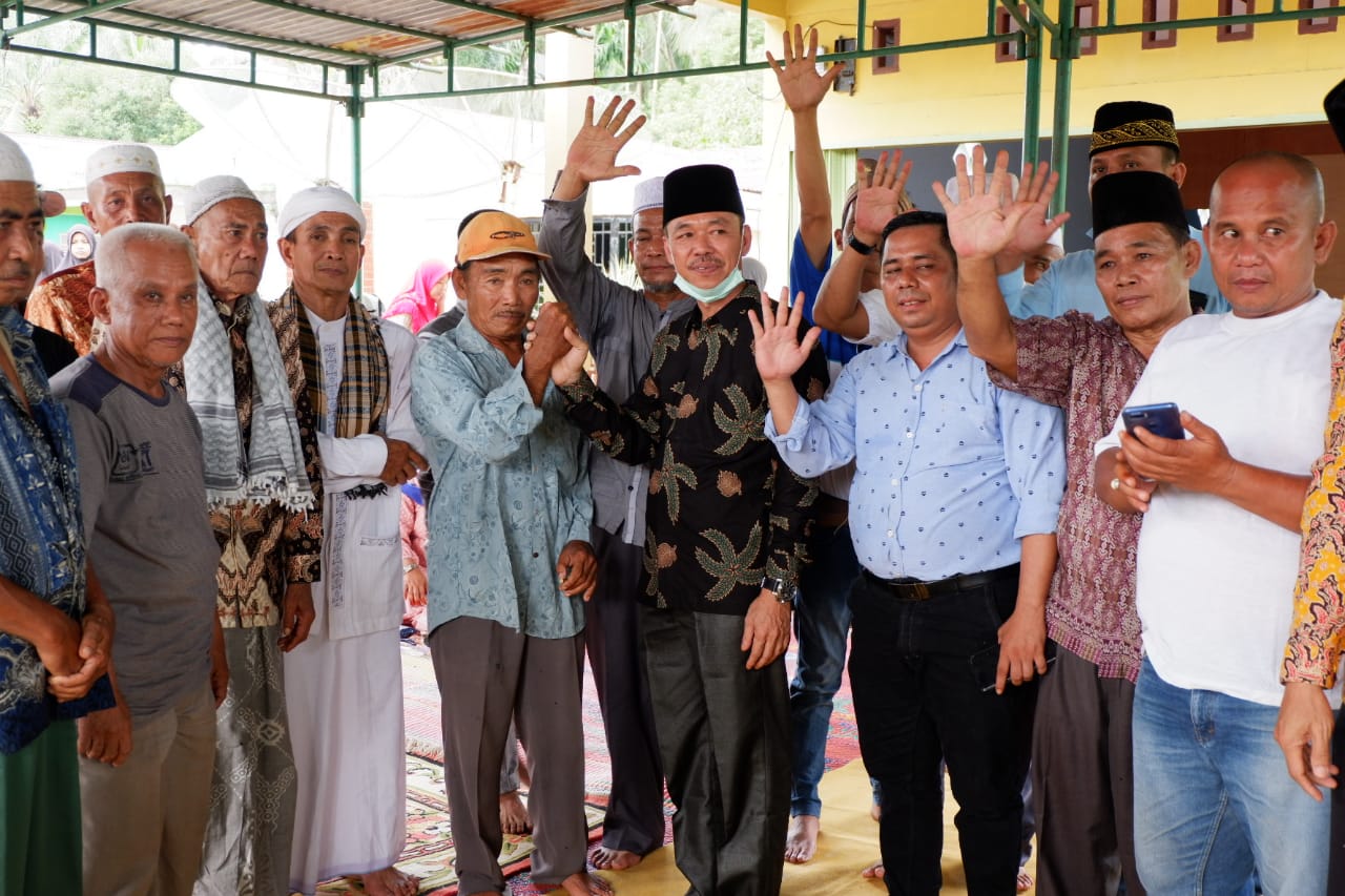 Afrizal Sintong Janjikan Anggaran Rutin Untuk Honor Pengurus Rumah Ibadah di Rohil