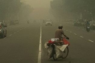 Ada Pesan Berantai Udara Beracun di Riau, BLH Pekanbaru, Itu Menyesatkan