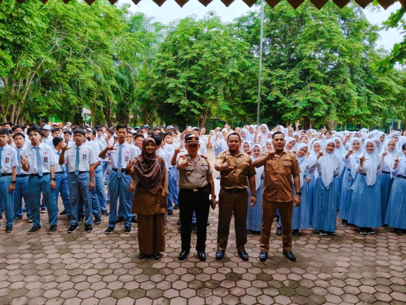 Bentengi Generasi Muda, Polsek Bangko Pusako Gelar Penyuluhan Narkoba bagi Pelajar