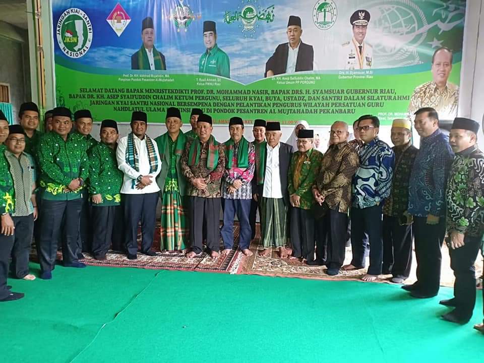 DPD PATRI Riau Silaturahmi Bersama Gubri dan MENRISTEKDIKTI