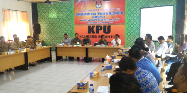 KPU Rohil Gelar Gerak Jalan Sadar Pemilu