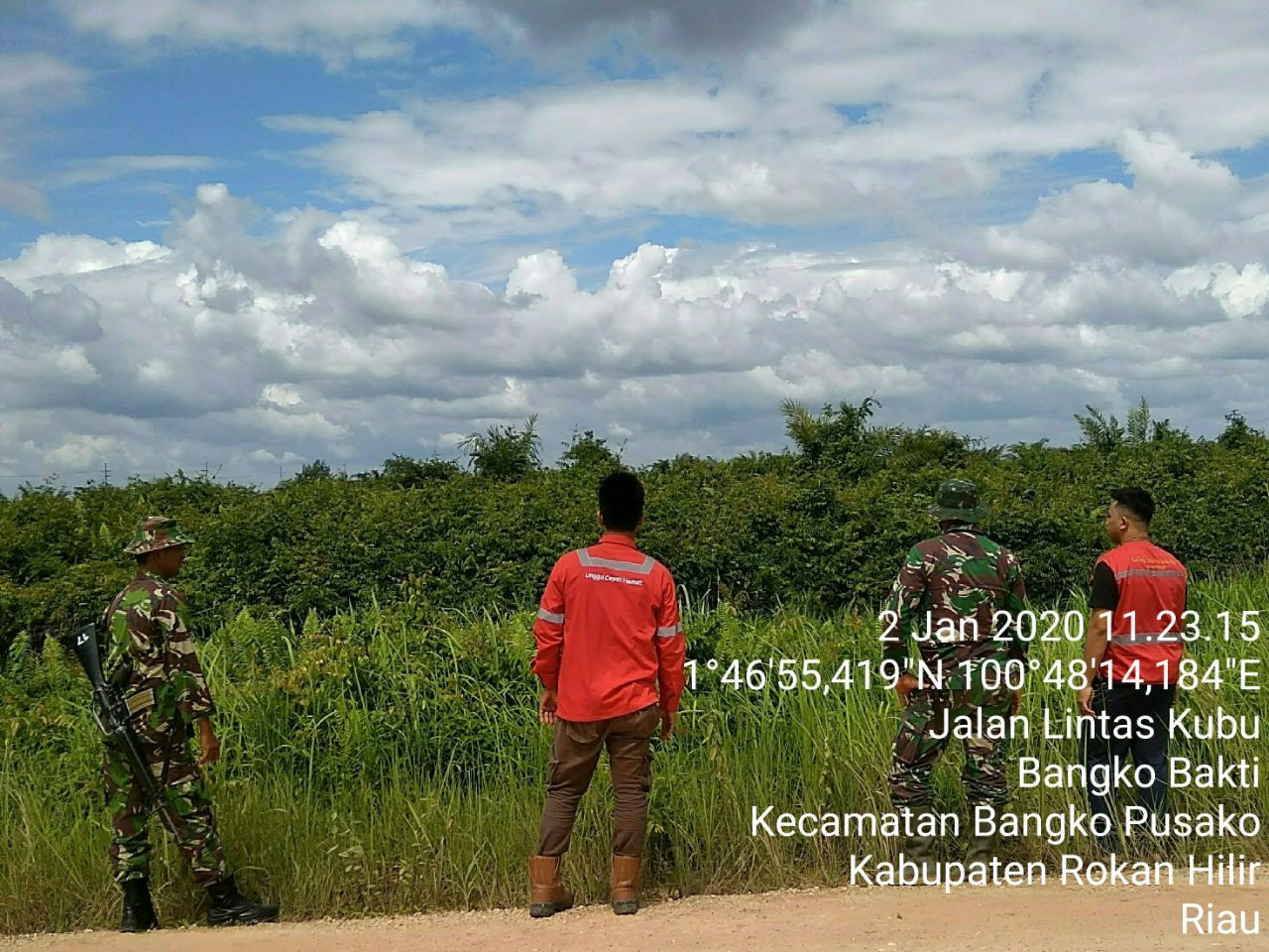 Cegah Karhutla, Babinsa Laksanakan Patroli Bersama
