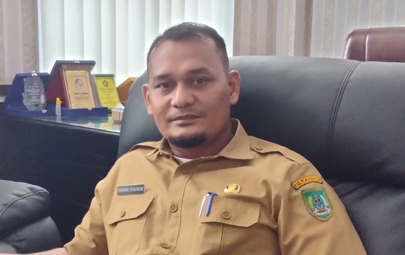 Sebenarnya.! Tempat Tidur Ketua DPRD Rohil Hanya Seharga Rp24 juta, belum dipotong pajak