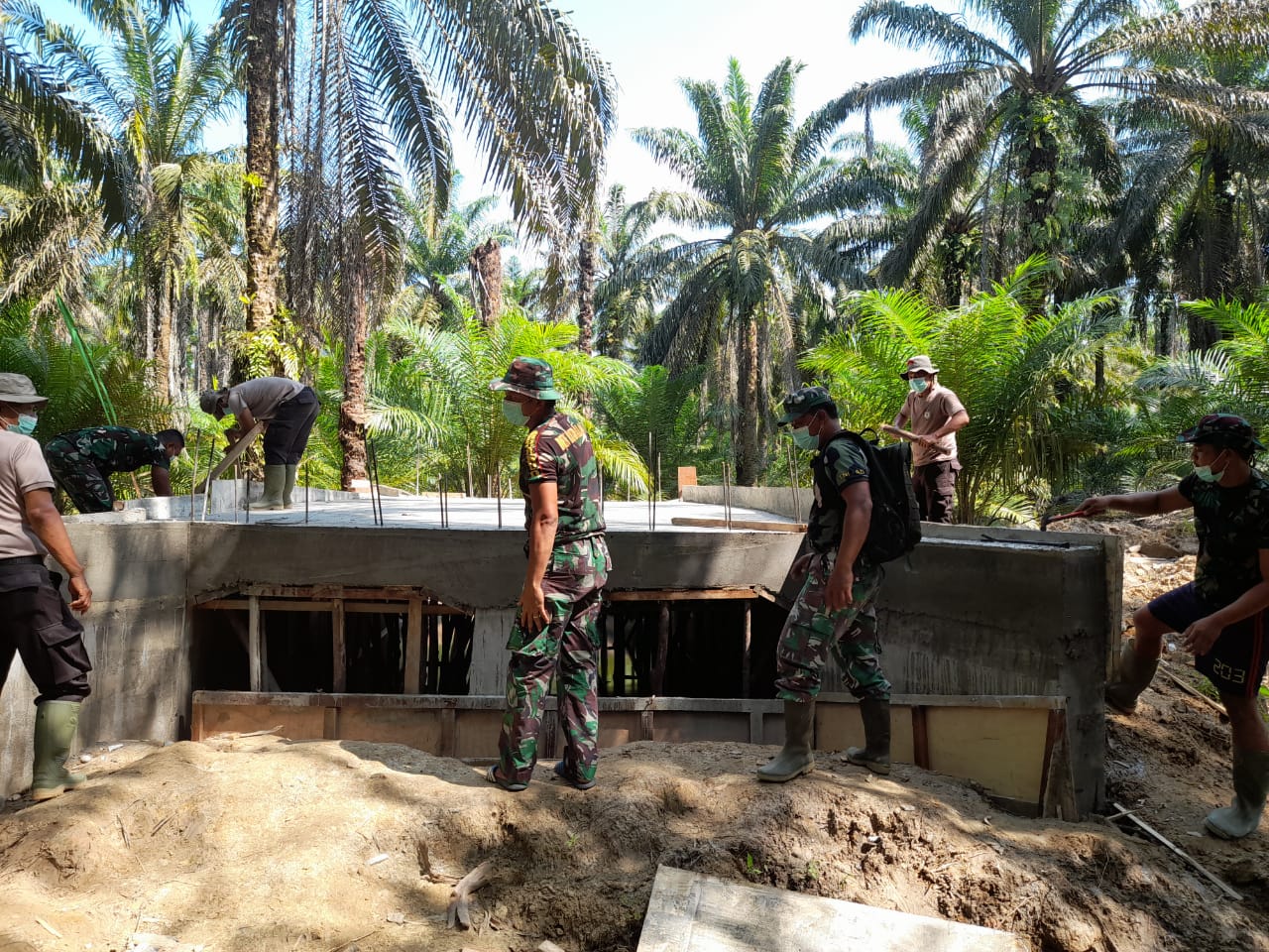 Suport anggota, Dan SSK ikut kerja bangun box culvert