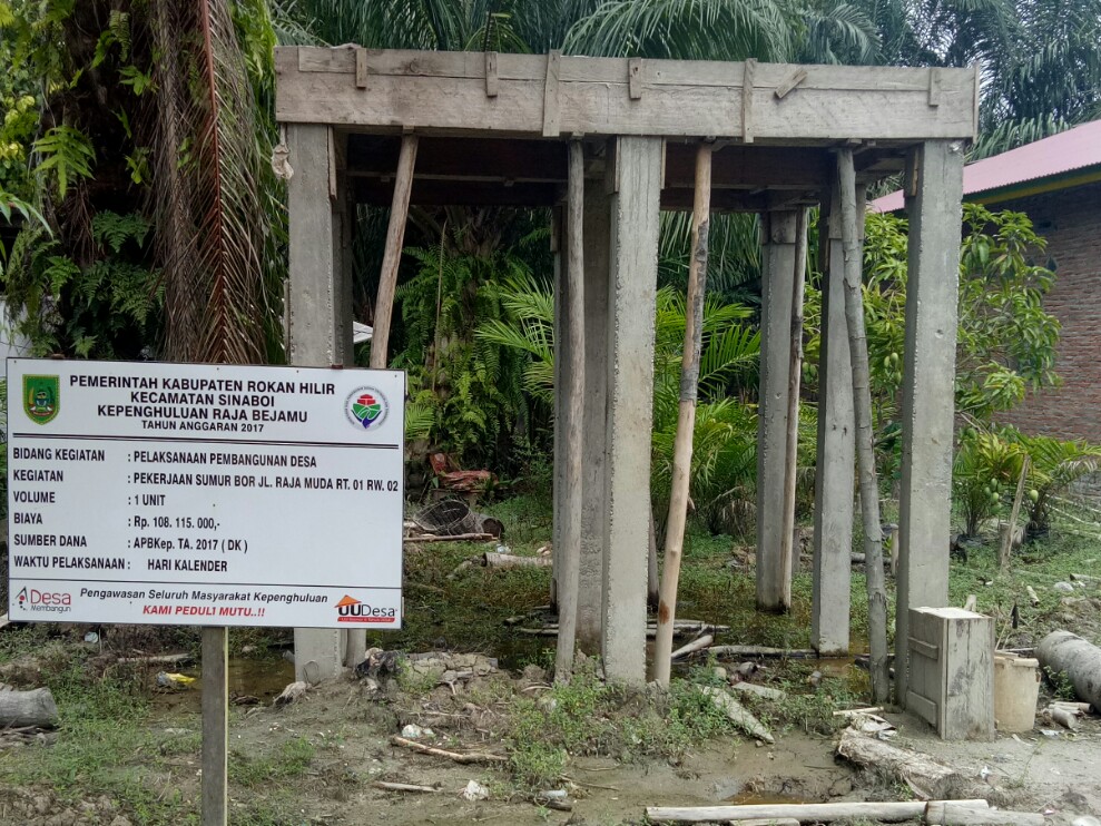 WARNING! Proyek Sumur Bor Desa Raja Bejamu Terkesan Mark up, Dana Cair Kerja Tak Siap