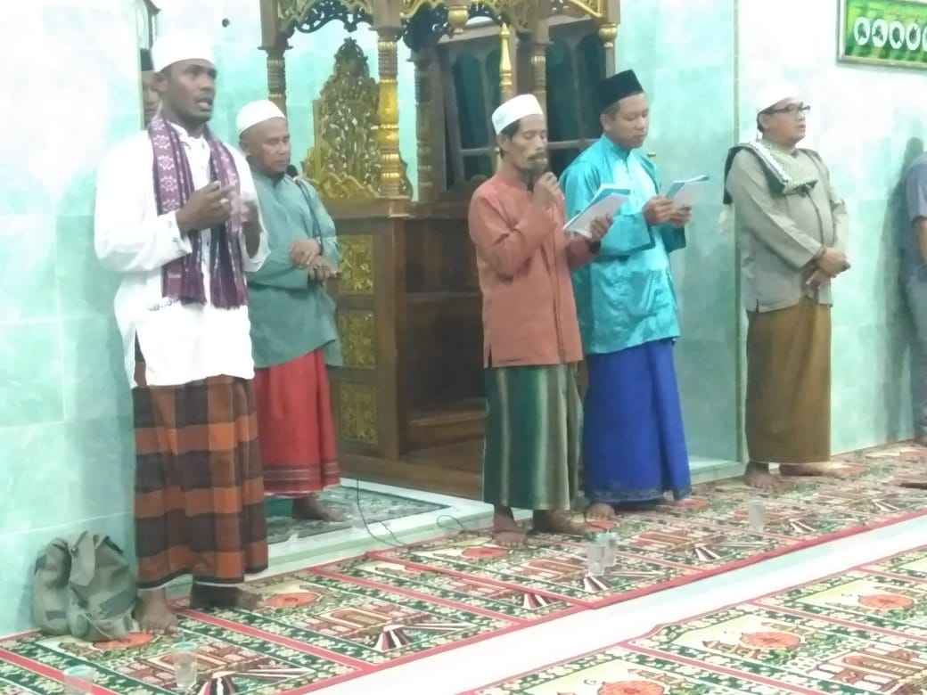 Pengurus Mesjid Al-Mu'minin Sebong Pereh Gelar Isra Mi'rad dan Tausiah