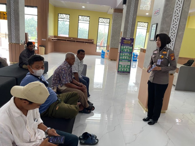 Polres Rohil Sosialisasikan Aplikasi Digital Korlantas Langsung ke Masyarakat