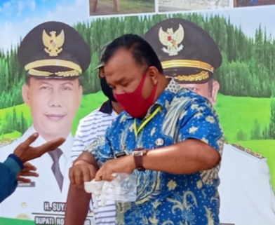 Masuk Kantor DLH Rohil Harus Gunakan Masker Masuk Kantor DLH Rohil Harus Gunakan Masker