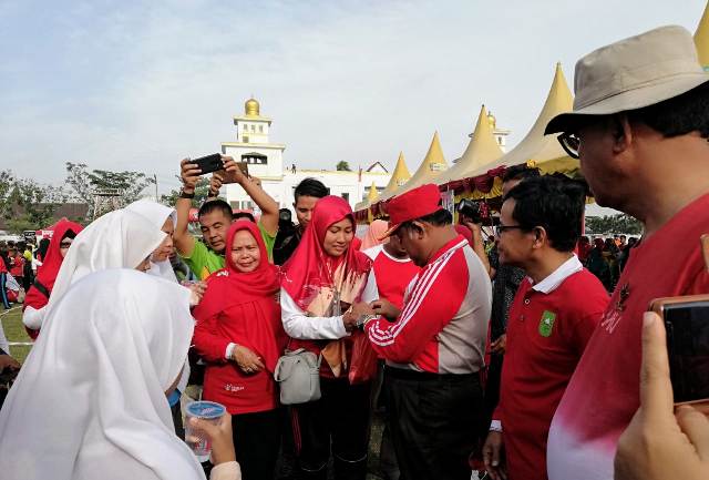 Bupati Suyatno Buka Secara Resmi Kegiatan Germas Rohil Dan Pesta Rakyat
