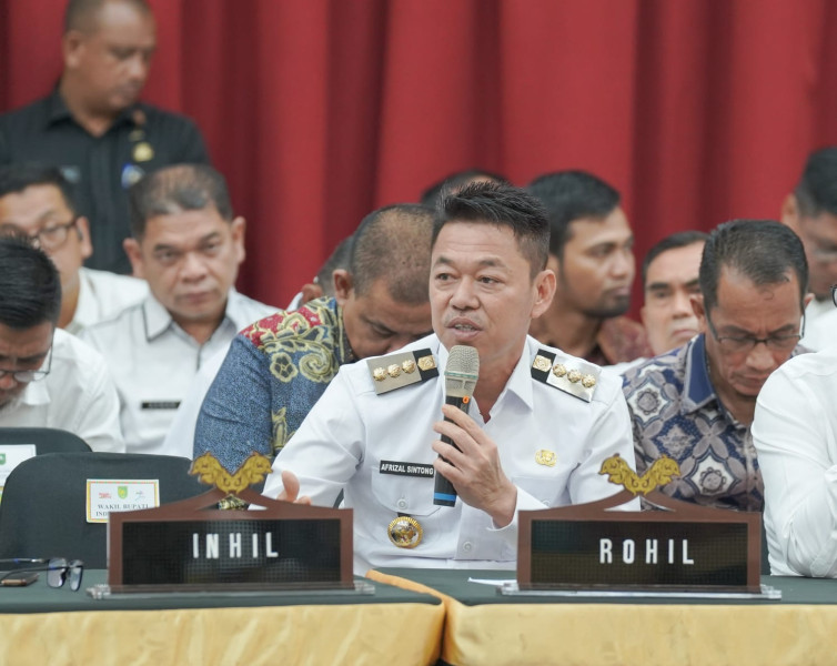 Bupati Rohil Sukseskan Pembangunan Strategis Jalan dan Jembatan Bupati Rohil Sukseskan Pembangunan Strategis Jalan dan Jembatan
