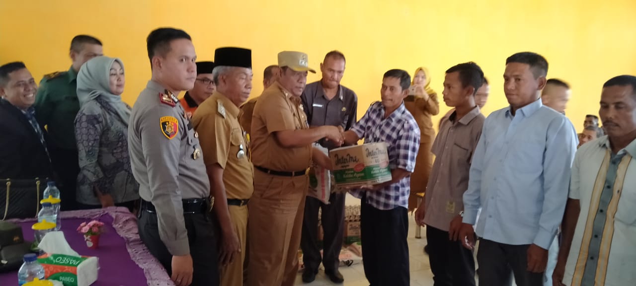 Korban Banjir Di Pujud Terima Bantuan Dari Baznas Rohil