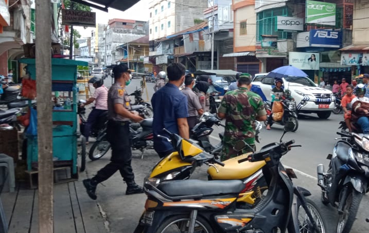 Antisipasi Covid-19, Satgas Gabungan Lakukan Tindakan Persuasif Tertibkan Warga