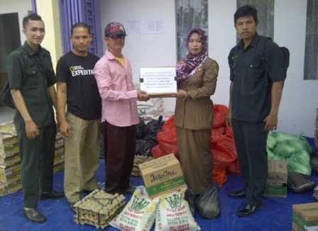 Fakir Miskin di Bagansiapiapi Dapat Bantuan