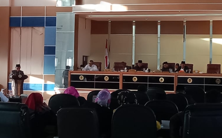 Wabup Jamiludin Sampaikan Jawaban Pandangan Umum Fraksi Terhadap Tiga Ranperda di DPRD Rohil