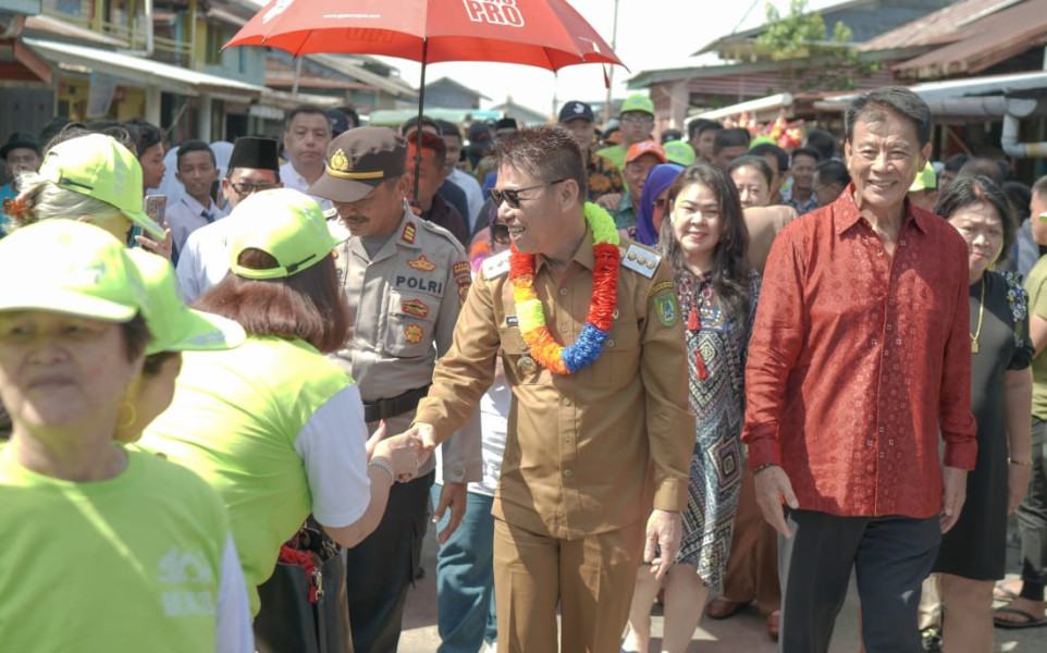 Bupati Rohil Resmikan Pembangunan Jalan di Pulau Halang